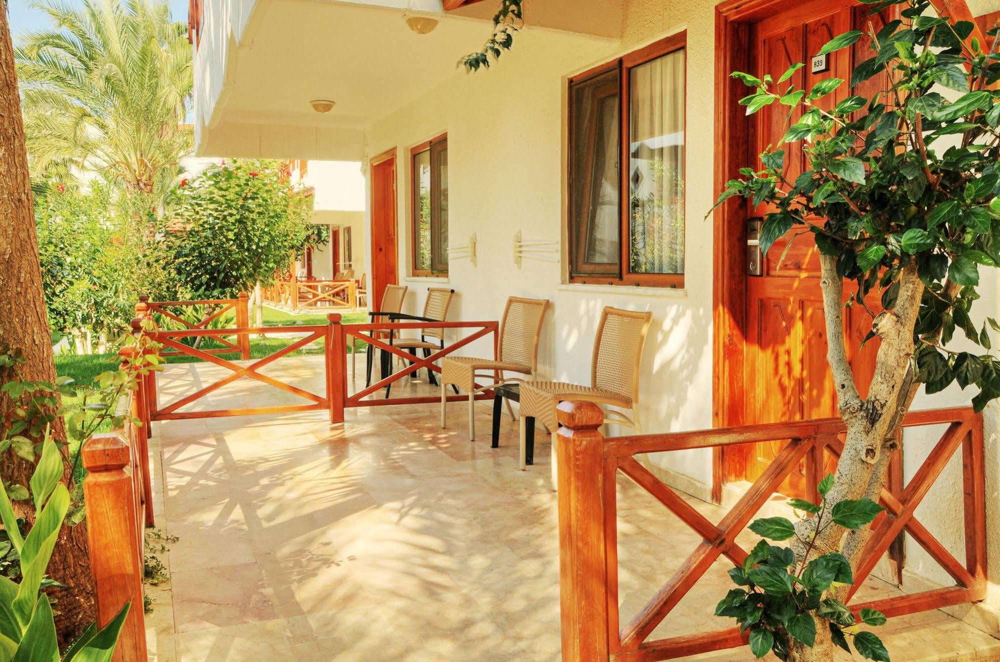 Antik Garden And Hotel Antik Avsallar Esterno foto
